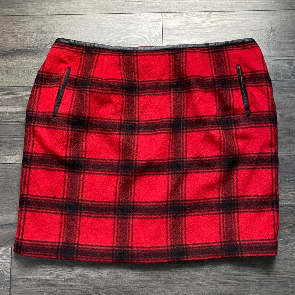 Talbots Woman Petites Wool Blend Red Black Plaid Lined Skirt Size 18WP
